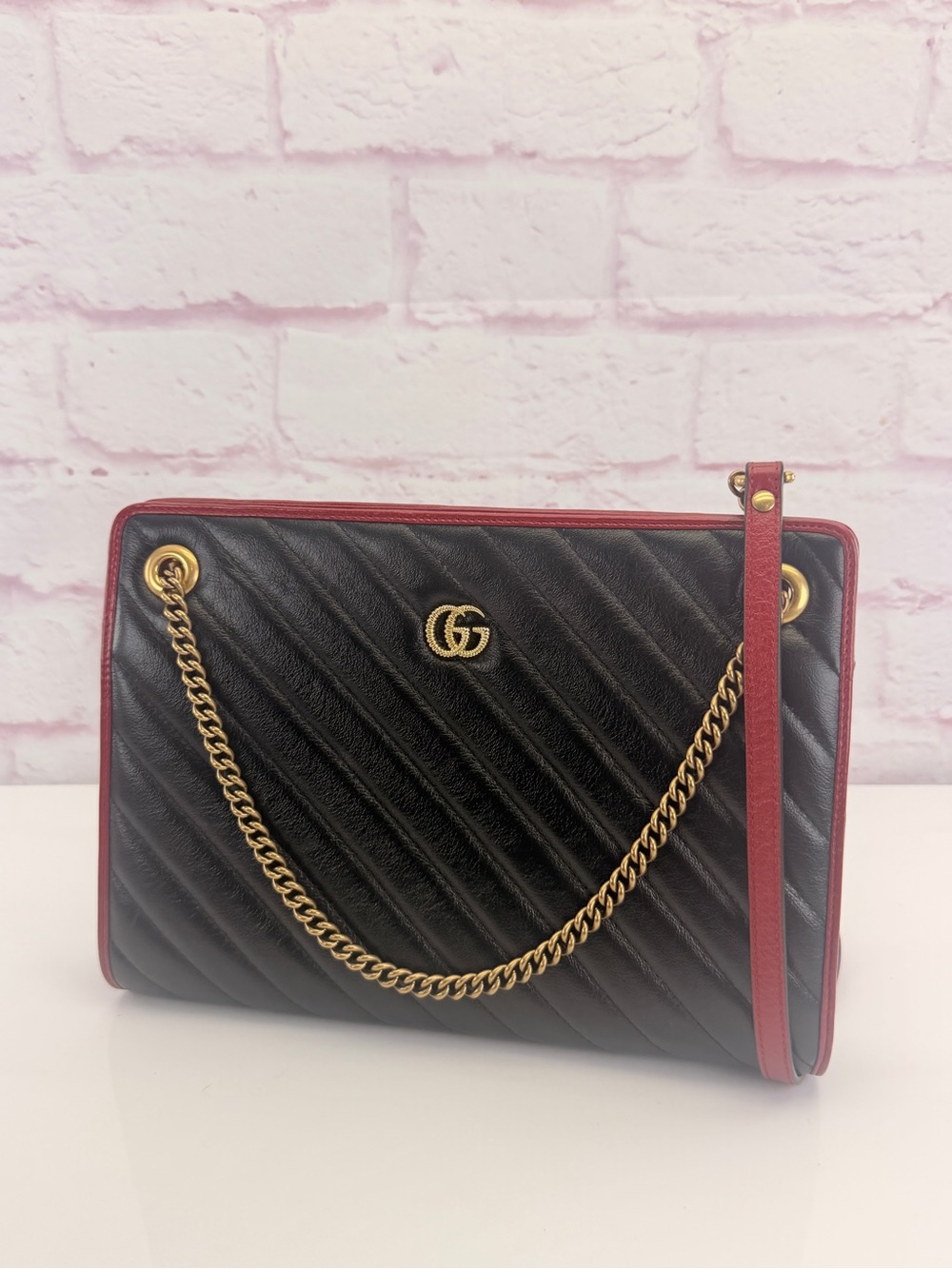 Gucci GG Marmont Matelasse Chain Shoulder Bag